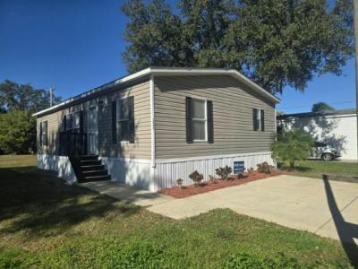 Mobile Home at 7086 Greenbrier Village Drive Lakeland, FL 33810