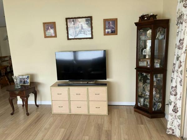 1989 DELO Manufactured Home