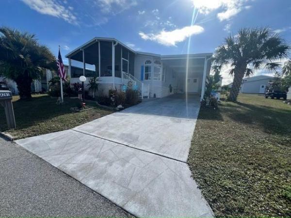 2000 Merit HS Manufactured Home