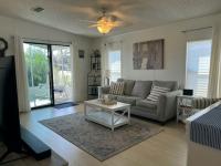 1990 Homes Of Merit HS Manufactured Home