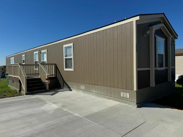 Photo 1 of 2 of home located at 13700 Judson Rd #200 San Antonio, TX 78233