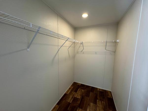 2023 American Homestar Corp Oak Creek Mobile Home