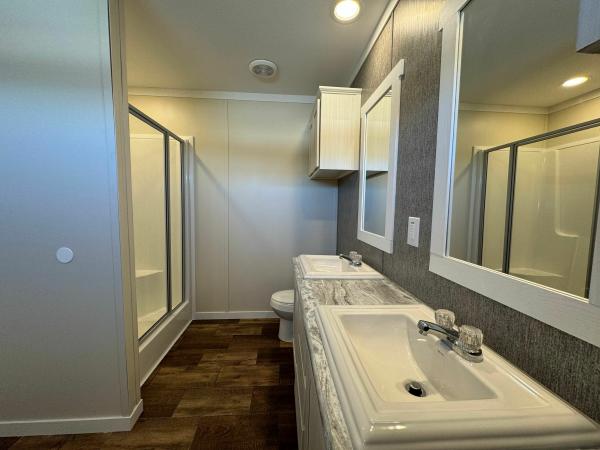 2023 American Homestar Corp Oak Creek Mobile Home