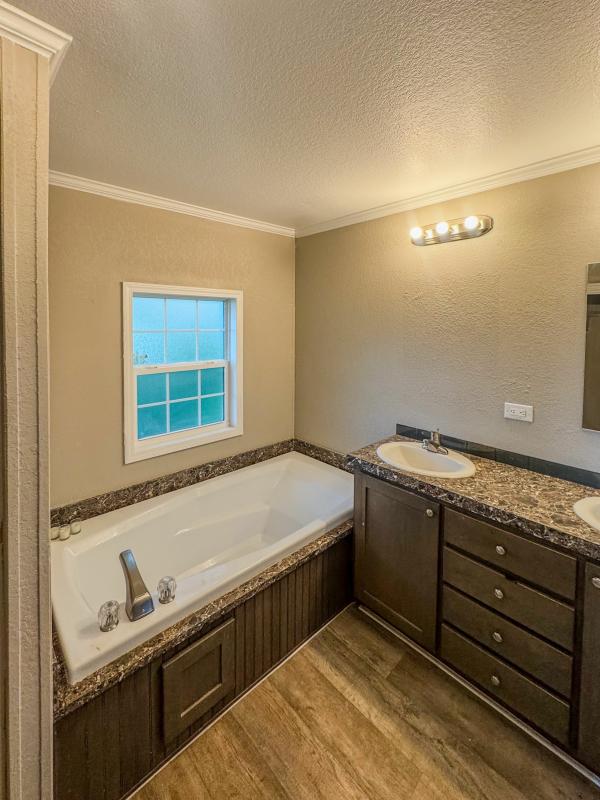 2016 CLAYTON Mobile Home