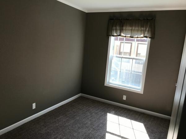 2017 Champion Dutch Diamond II Mobile Home