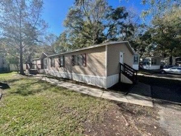 Photo 1 of 2 of home located at 500 S Chaffee Rd Lot #47 Jacksonville, FL 32221
