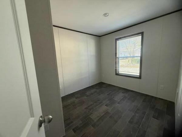 Photo 1 of 2 of home located at 1901 Camden Court Lot 37 Des Moines, IA 50320