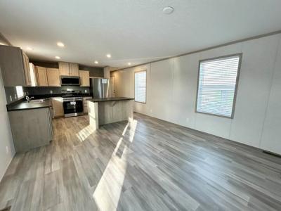 Photo 4 of 22 of home located at 29773 W. Deerfield Court #124 Chesterfield, MI 48051