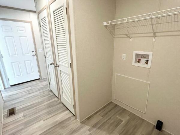 2025 Clayton-Wakarusa Mobile Home