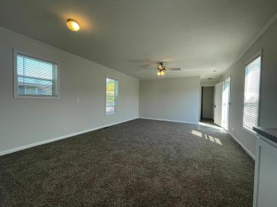 Photo 5 of 25 of home located at 38044 Johannes #521 Clinton Township, MI 48038