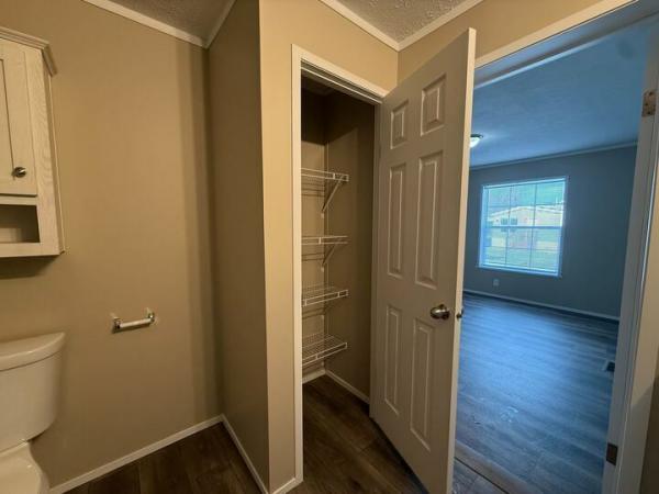 2019 Dutch Housing Mobile Home