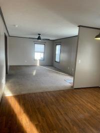 2016 EAGLE RIVER 21 LC-48J8001  Home