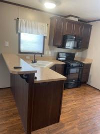 2016 EAGLE RIVER 21 LC-48J8001  Home