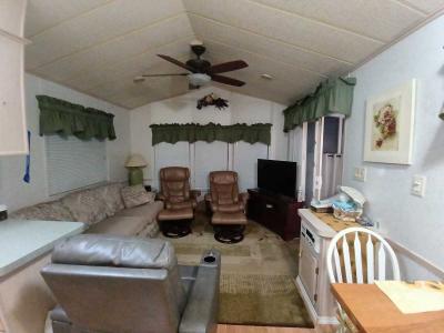 Photo 3 of 8 of home located at 10112 SW 37th Way, Lot 34 Okeechobee, FL 34974