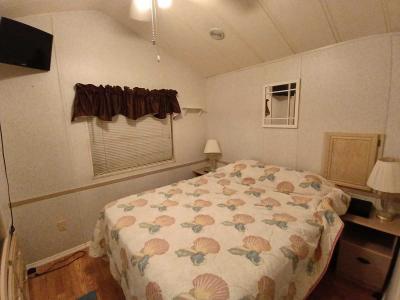 Photo 4 of 8 of home located at 10112 SW 37th Way, Lot 34 Okeechobee, FL 34974