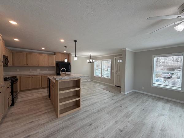 2025 Adventure 90 4523R  Home
