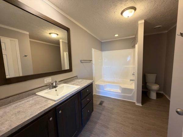 2023 CLAYTON RUTLEDGE 300 25RGR28684AH23  Home