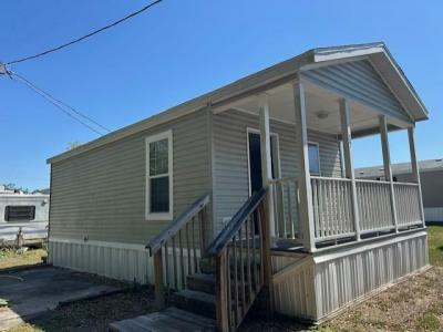 Photo 2 of 8 of home located at 6941 Macdonald Court, Lot 37 Zephyrhills, FL 33541