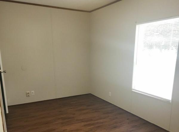 2015 Clayton Homes Inc Blazer Mobile Home