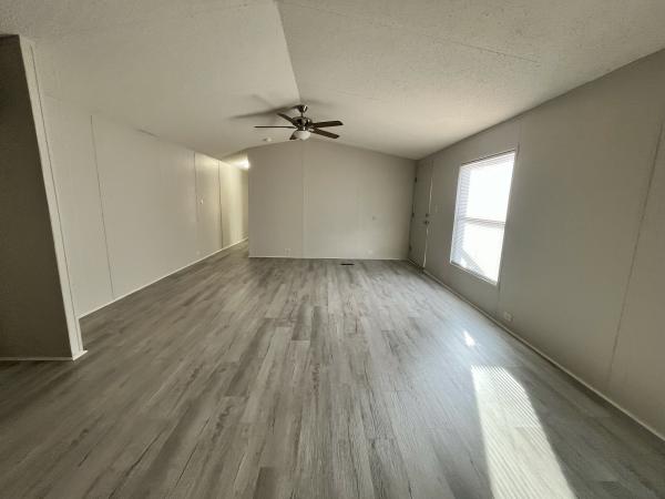 Photo 1 of 2 of home located at 111 Riviera Courts Dr Murray, KY 42071