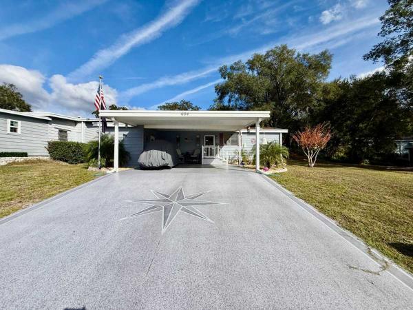 Photo 1 of 2 of home located at 654 Hickory Hill Lady Lake, FL 32159