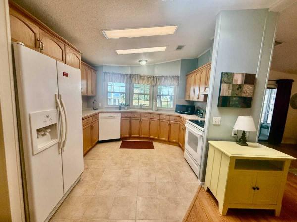 1990 Manufactured Home