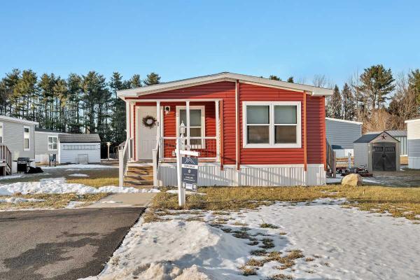 2023 Commodore  Mobile Home For Sale