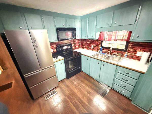 IMPERIAL Mobile Home For Sale