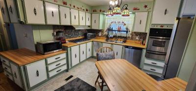 Photo 3 of 14 of home located at 21001 Plummer Street #99 Chatsworth, CA 91311