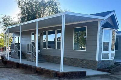 Photo 2 of 25 of home located at 22113 Grand Terrace Rd Spc 16 Grand Terrace, CA 92313