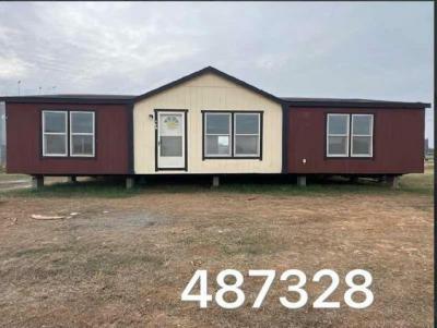 Mobile Home at Roberts Family Homes, Llc 15931 N I 35 Moore, TX 78057