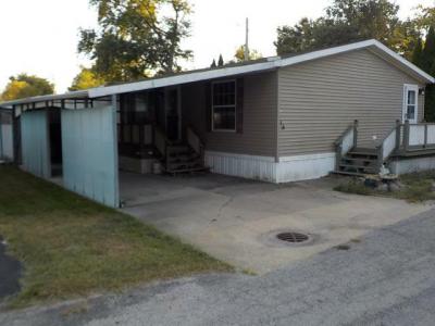 Mobile Home at Royal Acres 605 Pine St Trlr 16 Normal, IL 61761