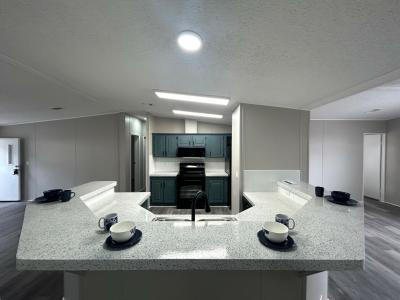 Photo 5 of 11 of home located at 213 Shadow Ridge Drive Davenport, FL 33897