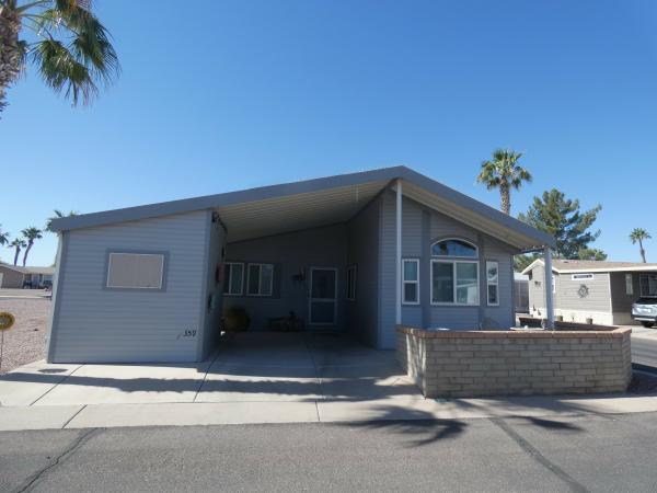 2004  Mobile Home For Sale