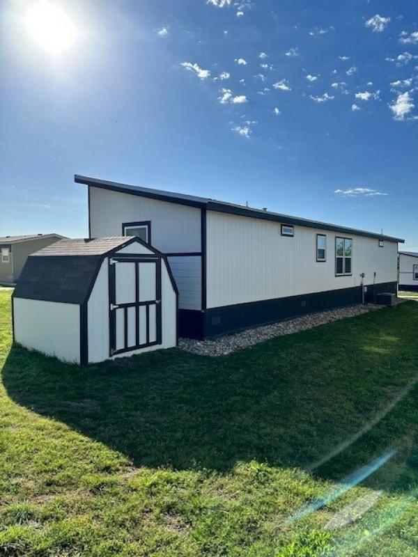 2022 Champion IN1666MS Mobile Home