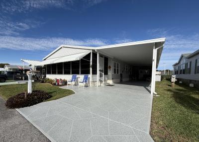 Photo 2 of 17 of home located at 236 Marianna Drive Auburndale, FL 33823