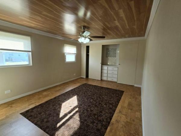 1973 SUNH Manufactured Home