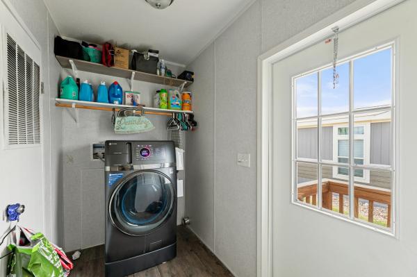 2020 Palm Harbor 330SA28543C Mobile Home