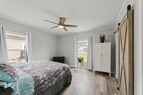 2020 Palm Harbor 330SA28543C Mobile Home