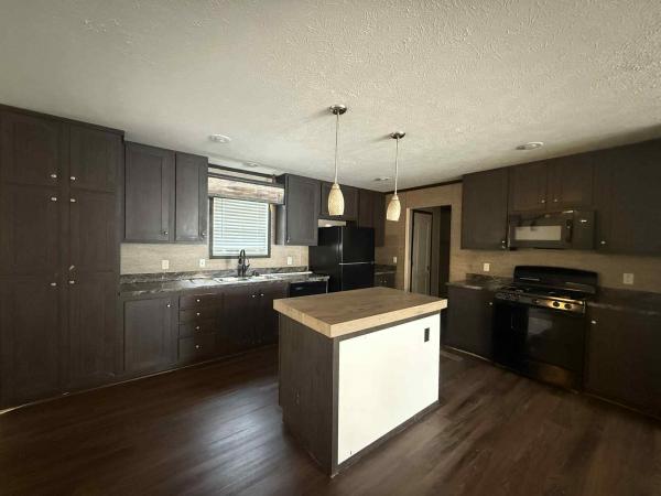 Photo 1 of 2 of home located at 1236 North Oaklane Road Lot 138 Springfield, IL 62707