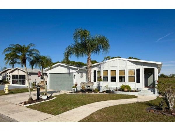 Photo 1 of 2 of home located at 1014 La Paloma Blvd North Fort Myers, FL 33903