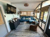 1987 PALM Manufactured Home