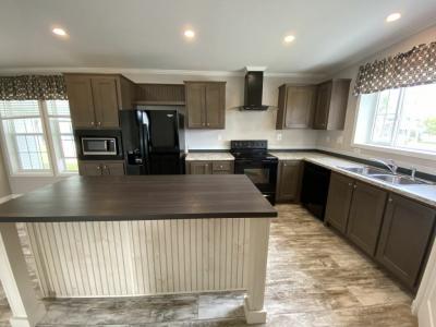 Photo 5 of 21 of home located at 7300 20th Street #66 Vero Beach, FL 32966