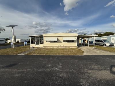 Photo 3 of 14 of home located at 603 63rd Ave W #A9 Bradenton, FL 34207