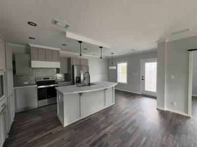 Photo 5 of 20 of home located at 1005 Davy Jones Drive North Fort Myers, FL 33917