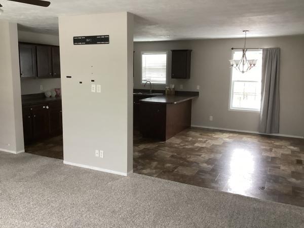 2014 CLAYTON 81SUN28523 Mobile Home