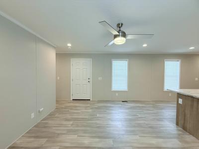 Photo 5 of 28 of home located at 52962 N Yorktown Court #168 Chesterfield, MI 48051