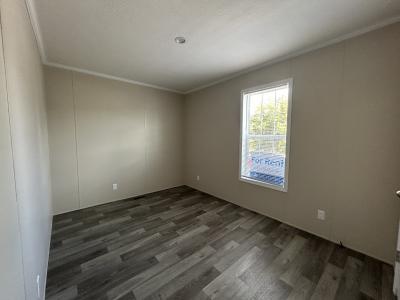 Photo 5 of 16 of home located at 11420 Oakgrove Drive #55 Fenton, MI 48430