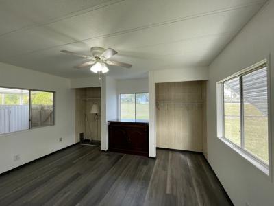 Photo 3 of 19 of home located at 13215 Orange Avenue Grand Island, FL 32735