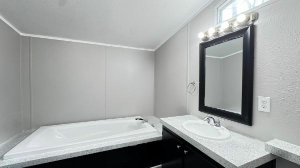 2012 American Homestar Corp Crown Manor Mobile Home